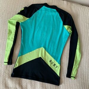 Vintage Y2K Roxy Surfer Girl Rash Guard Swimsuit Shirt Black Lime – Size XS/S